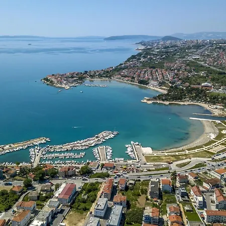 Holiday home Family Friendly House With A Swimming Pool Podstrana, Split - 12918 *