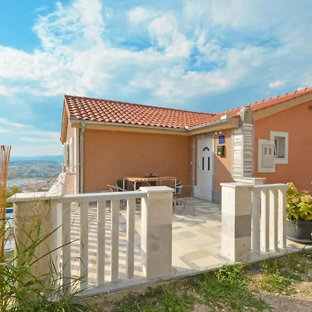 Holiday home Family Friendly House With A Swimming Pool Podstrana, Split - 12918 *