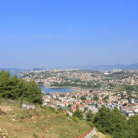 Holiday home Family Friendly House With A Swimming Pool Podstrana, Split - 12918 *