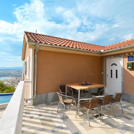 Holiday home Family Friendly House With A Swimming Pool Podstrana, Split - 12918